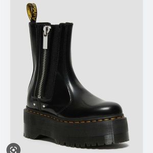 Dr. Martens (Doc Marten) Black Platform Max 2976 Chelsea Size 7